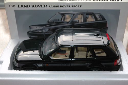 18 Autoart Range Rover Sport 2006 Black  