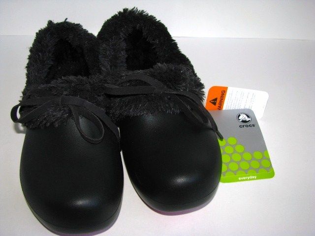 CROCS gretel dutch clogs Womens 6 US NEW soft lined black shoes Super 